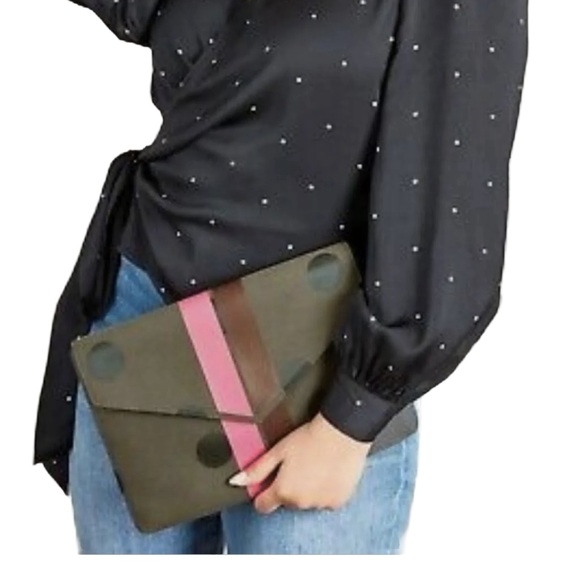 4 Stella & Dot clutches f-ship - Picture 12 of 12